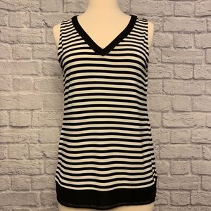 ❗️3/$20❗️WHBM V-Neck Striped Sleeveless Blouse